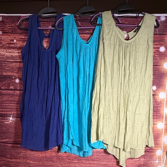 Five Item Bundle. Hand made in Hue, Vietnam. Size 22-24. - Picture 4 of 11